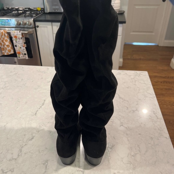 Qupid‎ Women's Tall Black Suede Closed Point Toe Pull On Slouchy Boots Size 6 - Picture 2 of 7